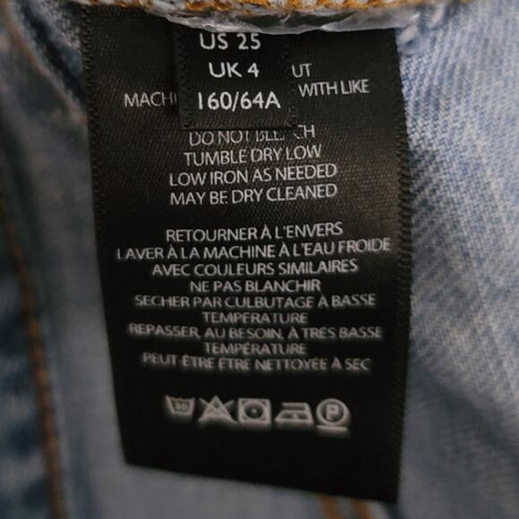 Urban Outfitters BDG Skater Baggy Jean Daisy Patch Distressed Flared Leg 25x32 - Picture 7 of 14